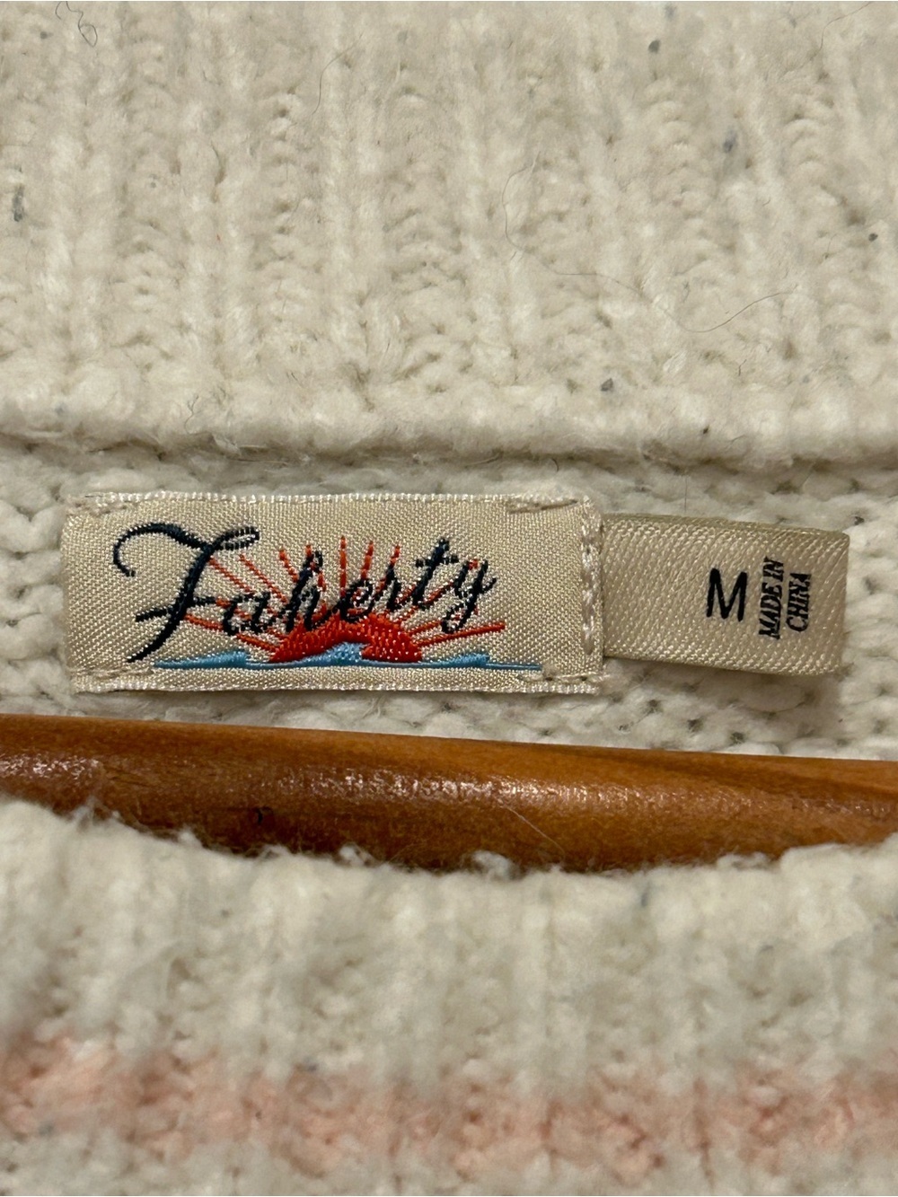 Faherty Serene Tipped Organic Cotton Knit Crew Neck Sweater Ivory/Pink - Medium - Picture 5 of 9